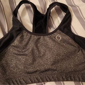 Sports bra